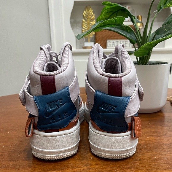 Nike Air Force One High Tops - Picture 3 of 6